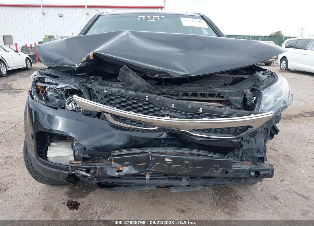 2013 KIA SORENTO LX V6 VIN: 5XYKT4A25DG309860