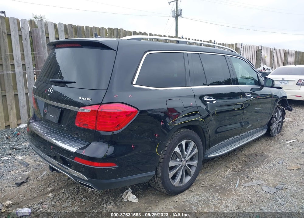 2016 MERCEDES-BENZ GL 450 VIN: 4JGDF6EE8GA621610