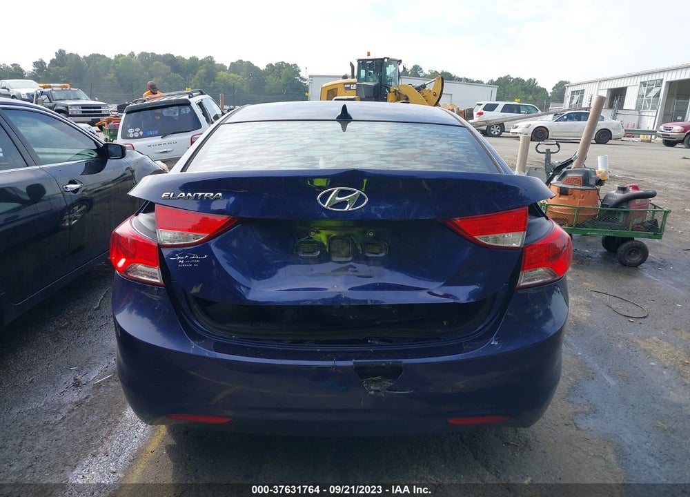 2013 HYUNDAI ELANTRA GLS VIN: 5NPDH4AE7DH280181