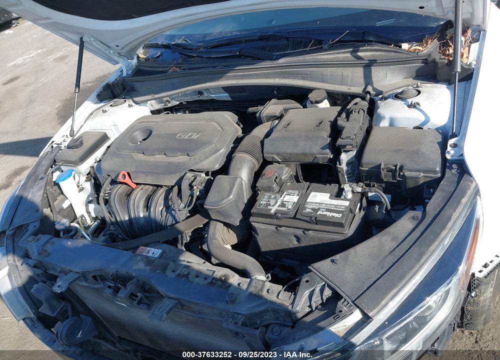2019 KIA OPTIMA LX VIN: 5XXGT4L34KG277402