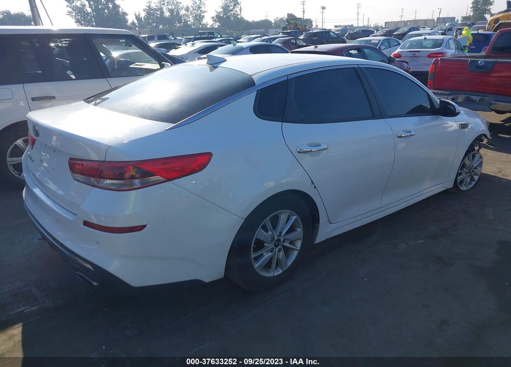 2019 KIA OPTIMA LX VIN: 5XXGT4L34KG277402