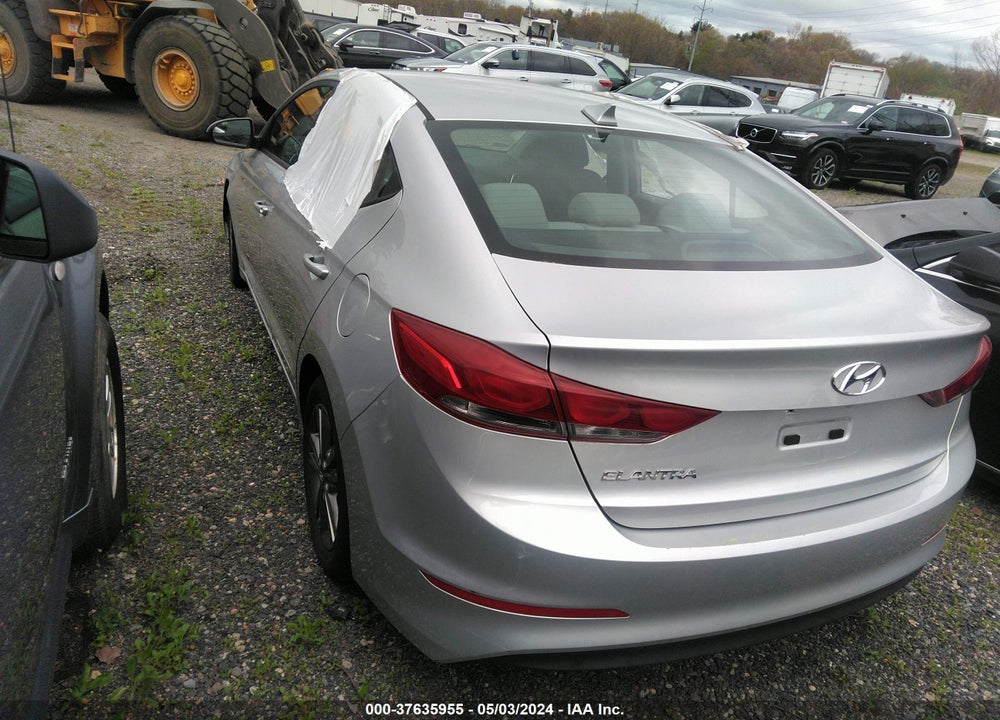 2017 HYUNDAI ELANTRA SE VIN: 5NPD84LF7HH160506