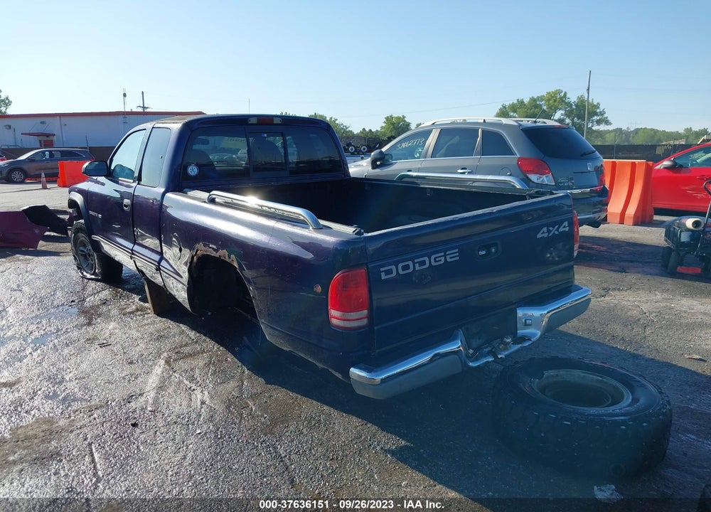1999 DODGE DAKOTA SLT/SPORT VIN: 1B7GG22Y8XS273906