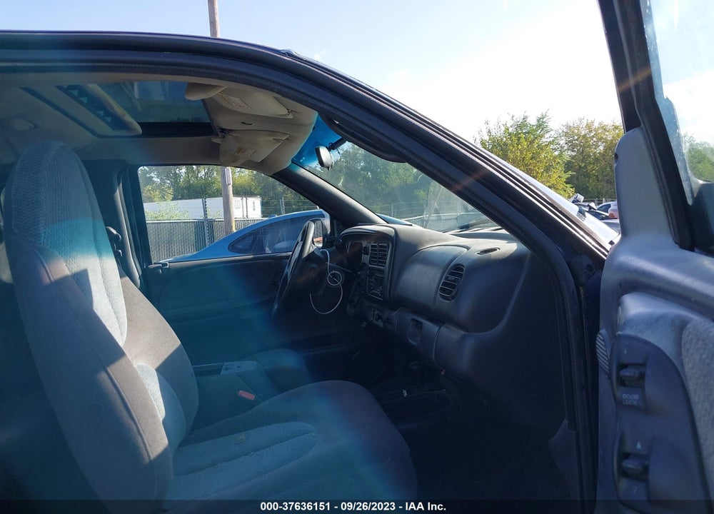 1999 DODGE DAKOTA SLT/SPORT VIN: 1B7GG22Y8XS273906
