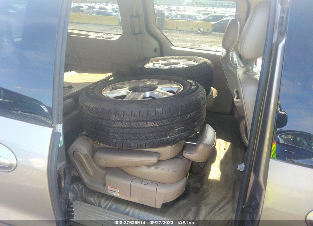 2004 MERCURY MONTEREY VIN: 2MRDA202X4BJ17307