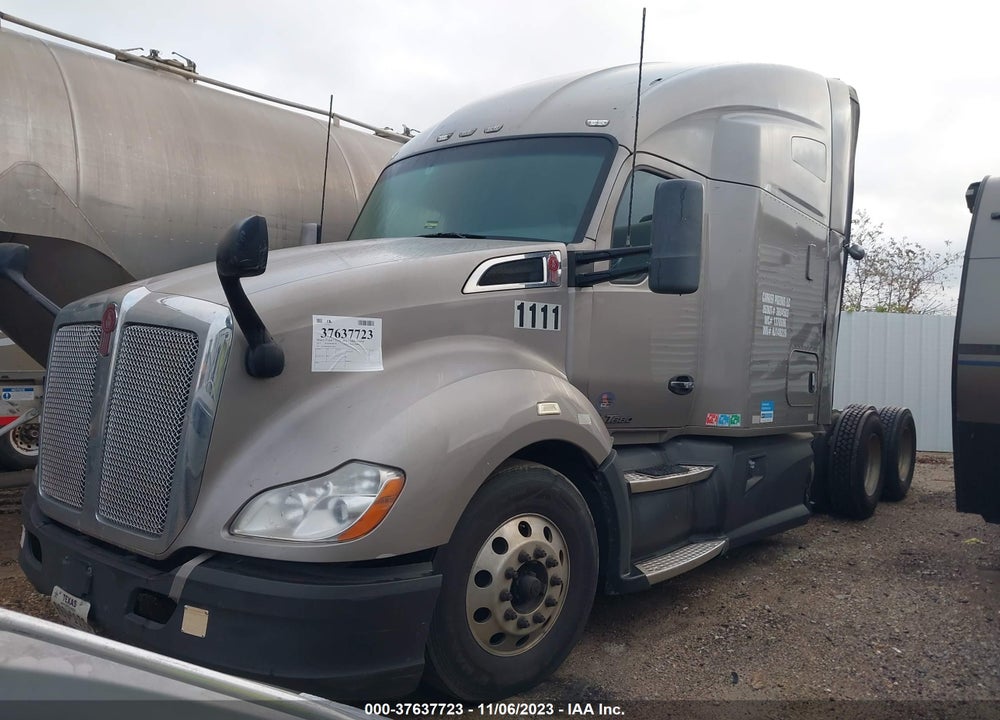 2017 KENWORTH T680 VIN: 1XKYDP9X4HJ148226