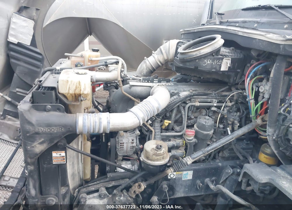 2017 KENWORTH T680 VIN: 1XKYDP9X4HJ148226