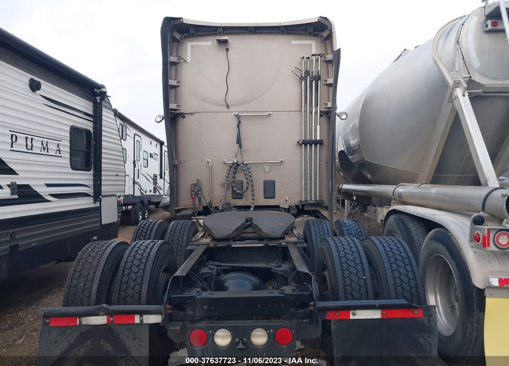 2017 KENWORTH T680 VIN: 1XKYDP9X4HJ148226