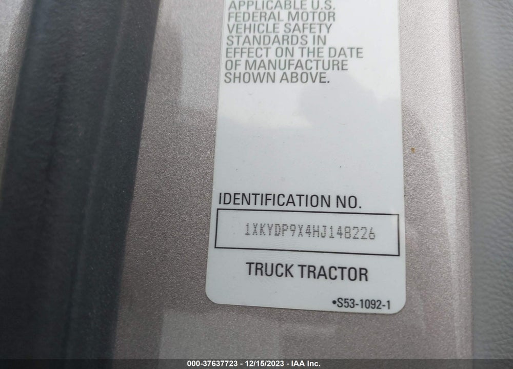 2017 KENWORTH T680 VIN: 1XKYDP9X4HJ148226