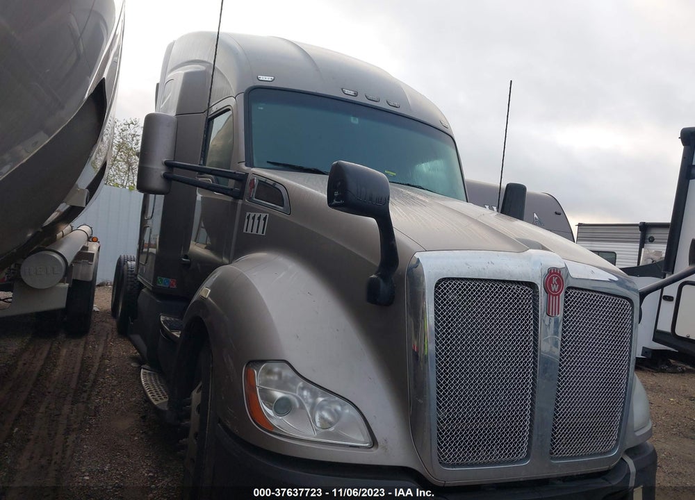 2017 KENWORTH T680 VIN: 1XKYDP9X4HJ148226