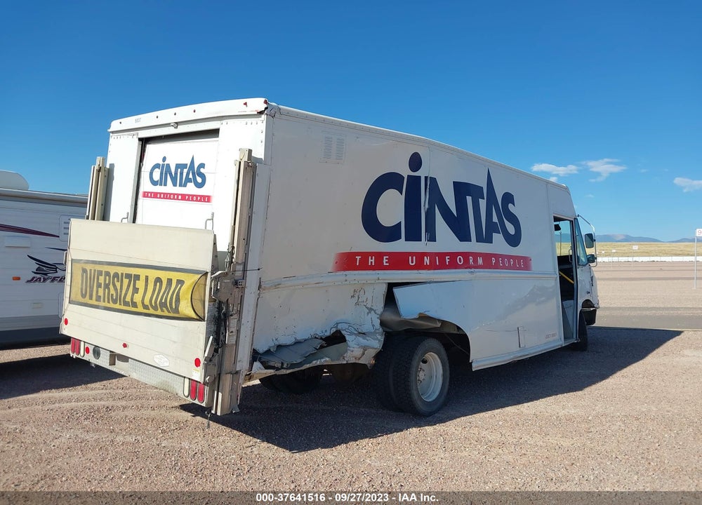 2014 FREIGHTLINER CHASSIS M LINE WALK-IN VAN VIN: 4UZAANDU9ECGA5310