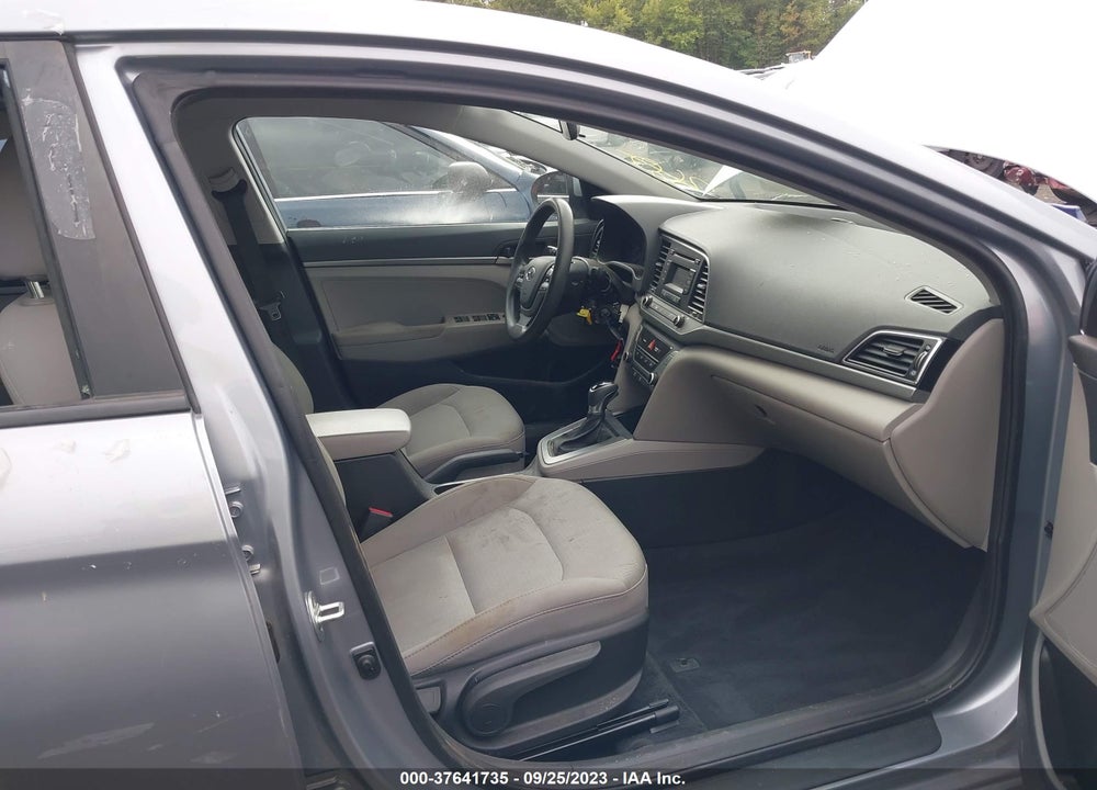 2017 HYUNDAI ELANTRA SE VIN: 5NPD74LF3HH162238