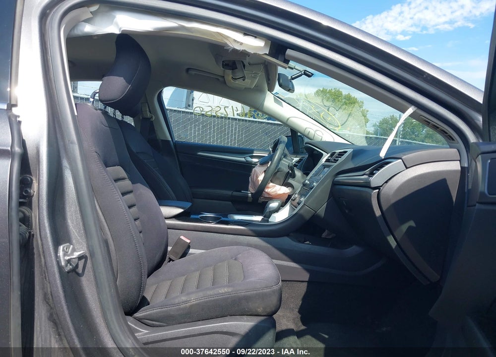 2014 FORD FUSION SE VIN: 1FA6P0H71E5353399