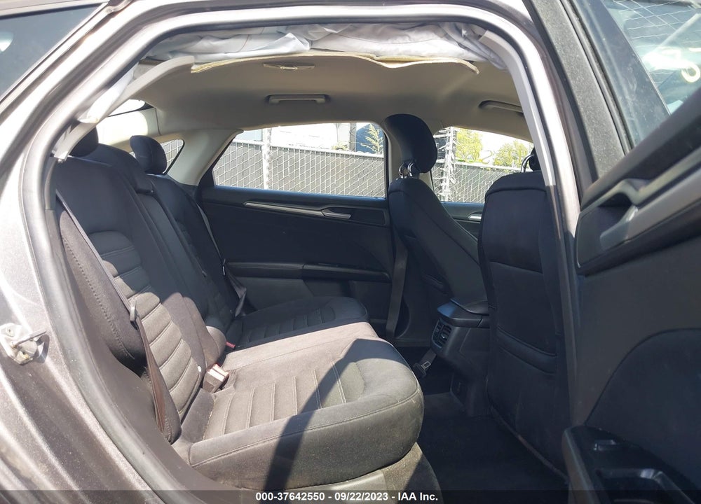 2014 FORD FUSION SE VIN: 1FA6P0H71E5353399