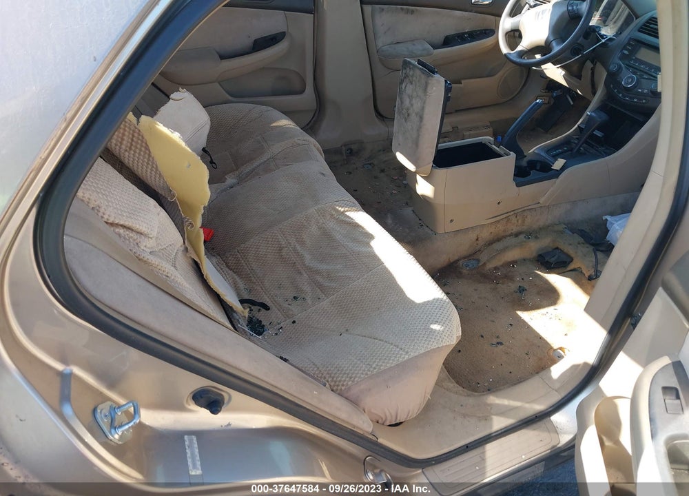 2003 HONDA ACCORD 2.4 LX VIN: JHMCM563X3C046470