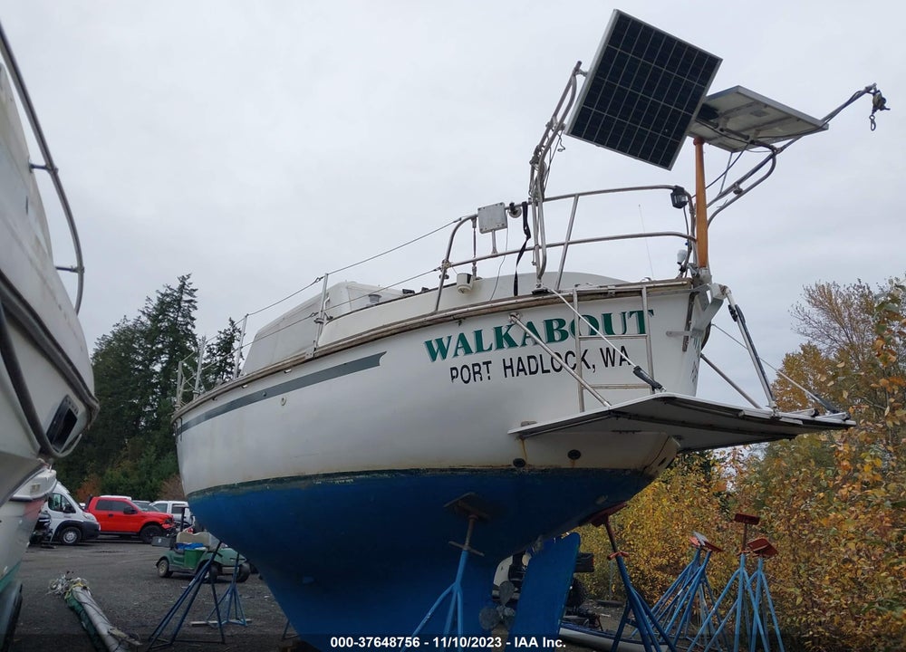 1981 SAIL BOAT VIN: SKK00191M80D