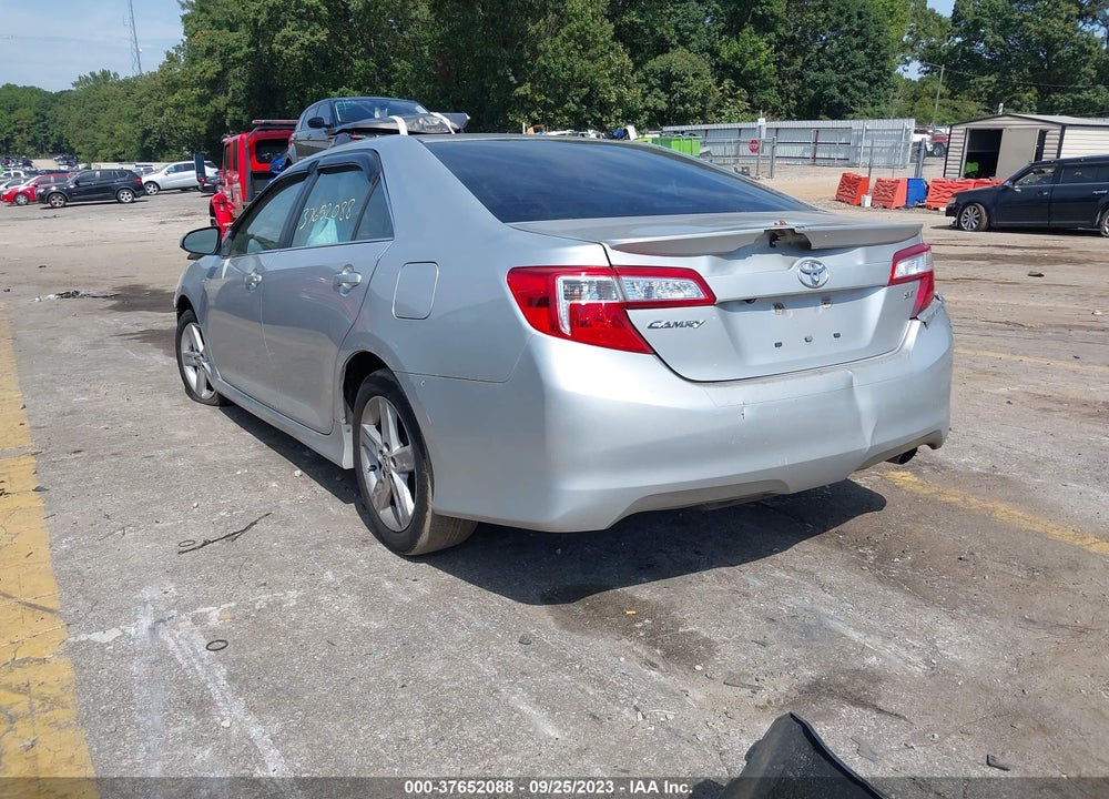 2014 TOYOTA CAMRY SE VIN: 4T1BF1FK1EU379298