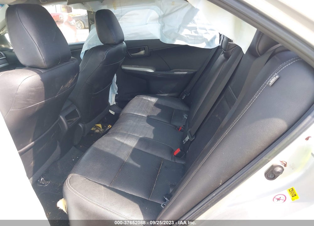 2014 TOYOTA CAMRY SE VIN: 4T1BF1FK1EU379298