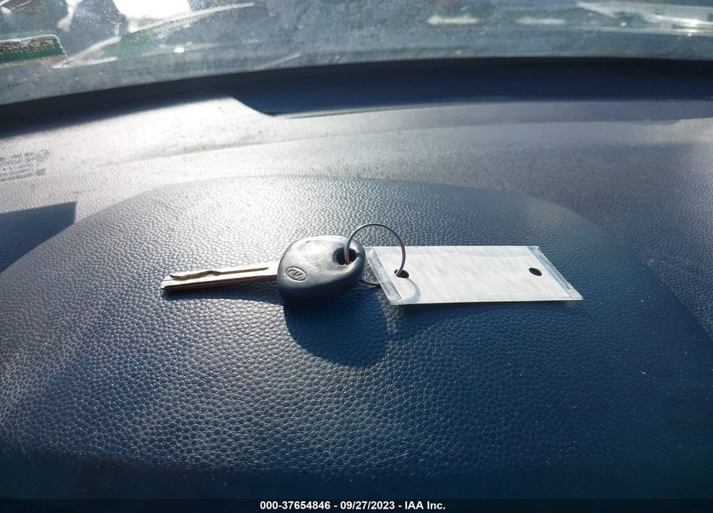 2016 KIA SOUL VIN: KNDJN2A27G7395345