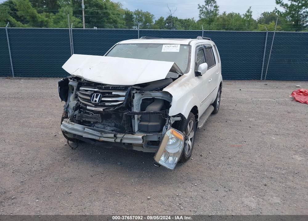 2015 HONDA PILOT TOURING VIN: 5FNYF4H90FB053545