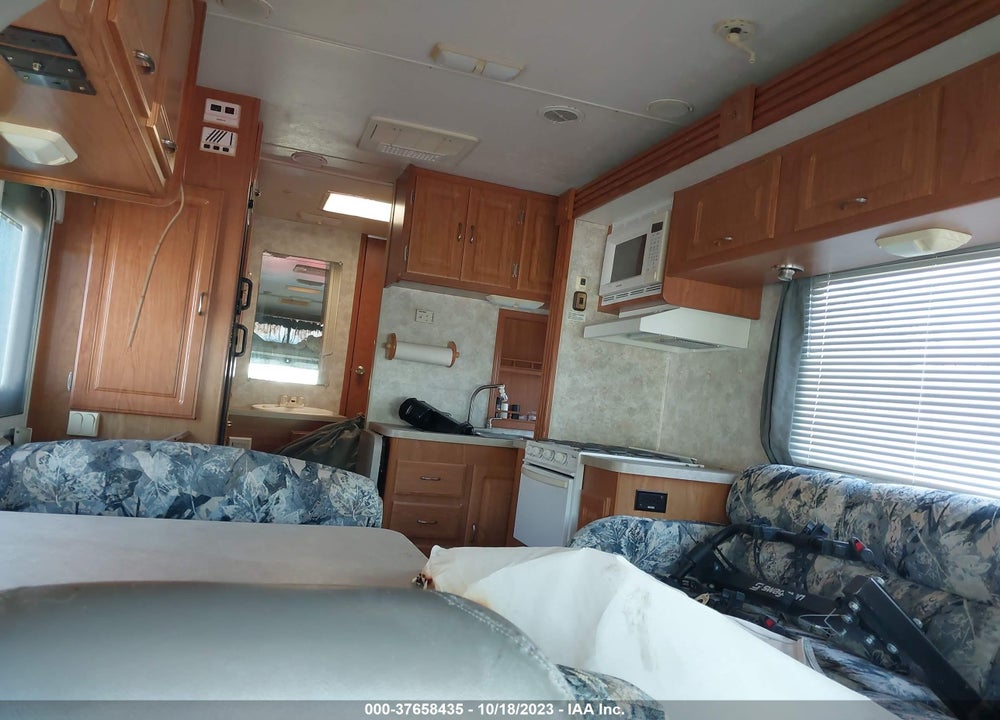 2003 FORD E-450 CUTAWAY STANDARD VIN: 1FDXE45S13HB65137