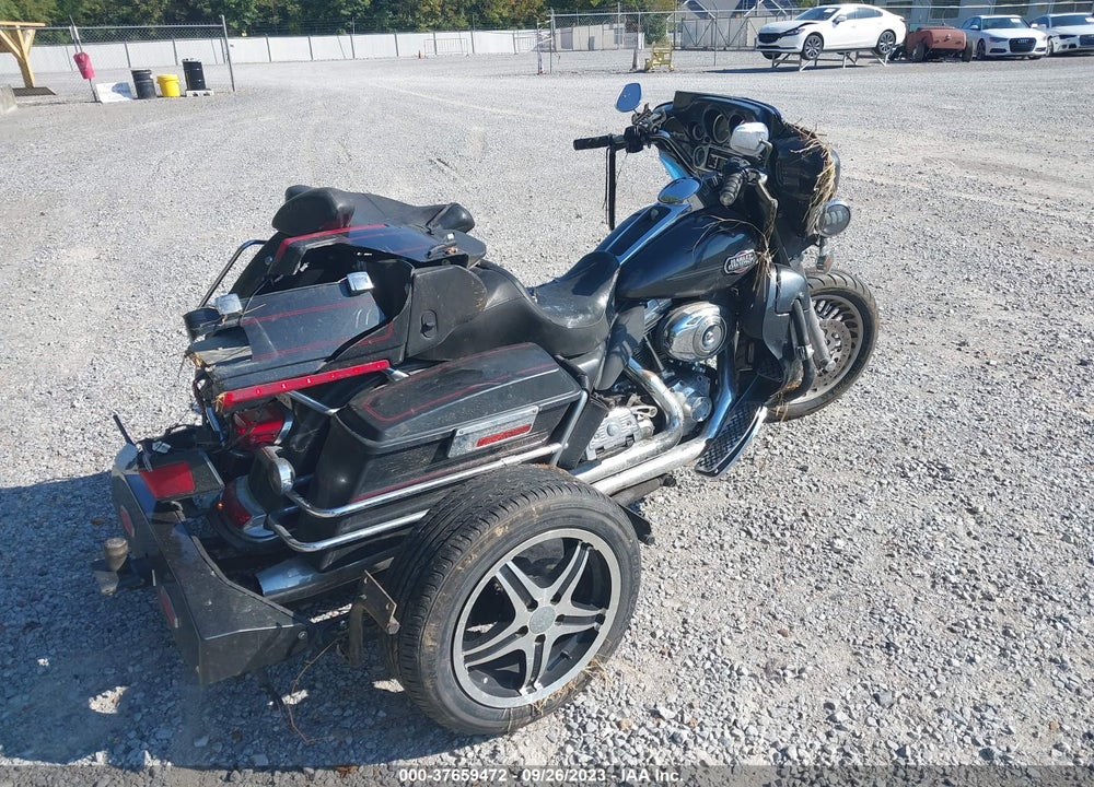 2009 HARLEY-DAVIDSON FLHTCU VIN: 1HD1FC4159Y626857
