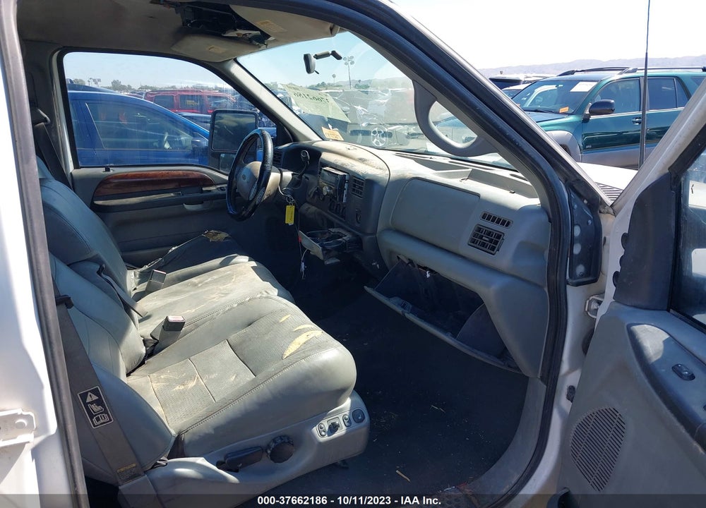 2002 FORD SUPER DUTY F-350 DRW XLT/LARIAT/XL VIN: 1FTWW32F92EB60654