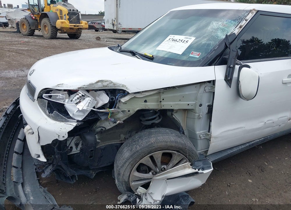 2014 KIA SOUL VIN: KNDJP3A52E7072697