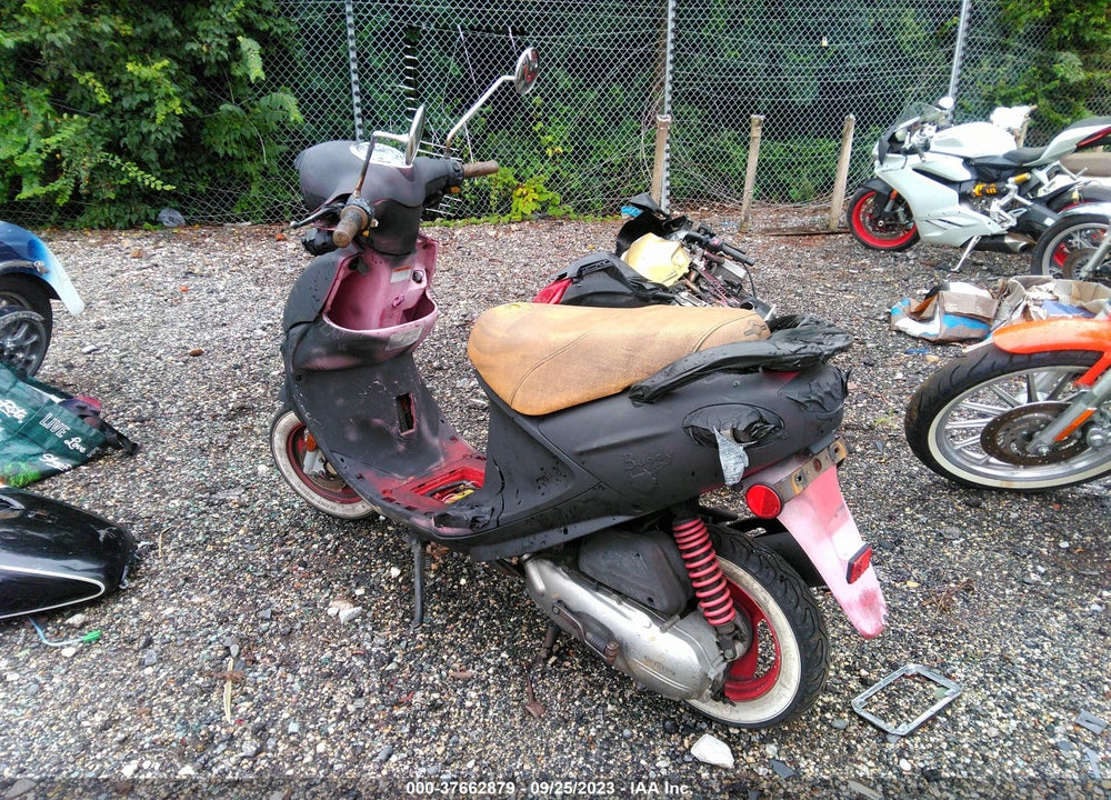 2009 GENUINE SCOOTER CO. BUDDY 50 VIN: RFVPAP5A491007181
