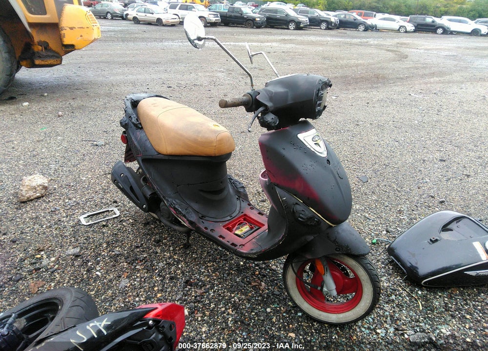 2009 GENUINE SCOOTER CO. BUDDY 50 VIN: RFVPAP5A491007181