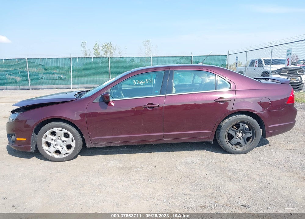 2011 FORD FUSION SE VIN: 3FAHP0HA9BR317165