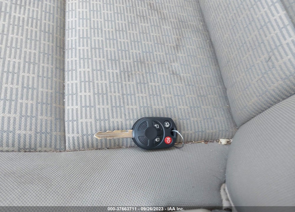 2011 FORD FUSION SE VIN: 3FAHP0HA9BR317165