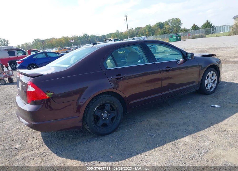 2011 FORD FUSION SE VIN: 3FAHP0HA9BR317165