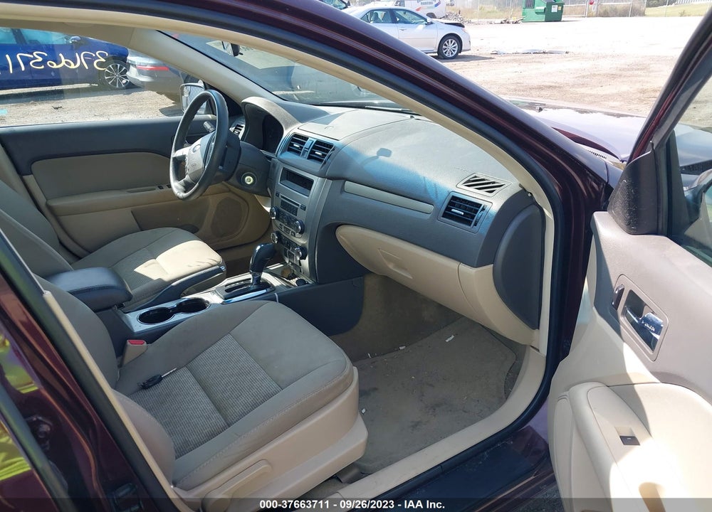 2011 FORD FUSION SE VIN: 3FAHP0HA9BR317165