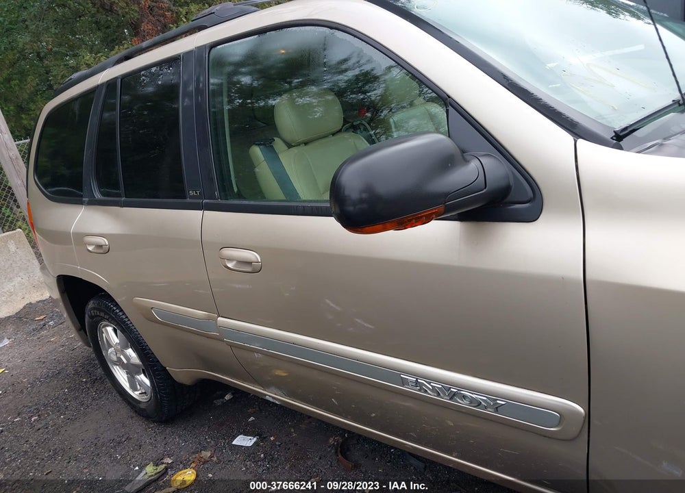 2005 GMC ENVOY SLT VIN: 1GKDT13SX52183385