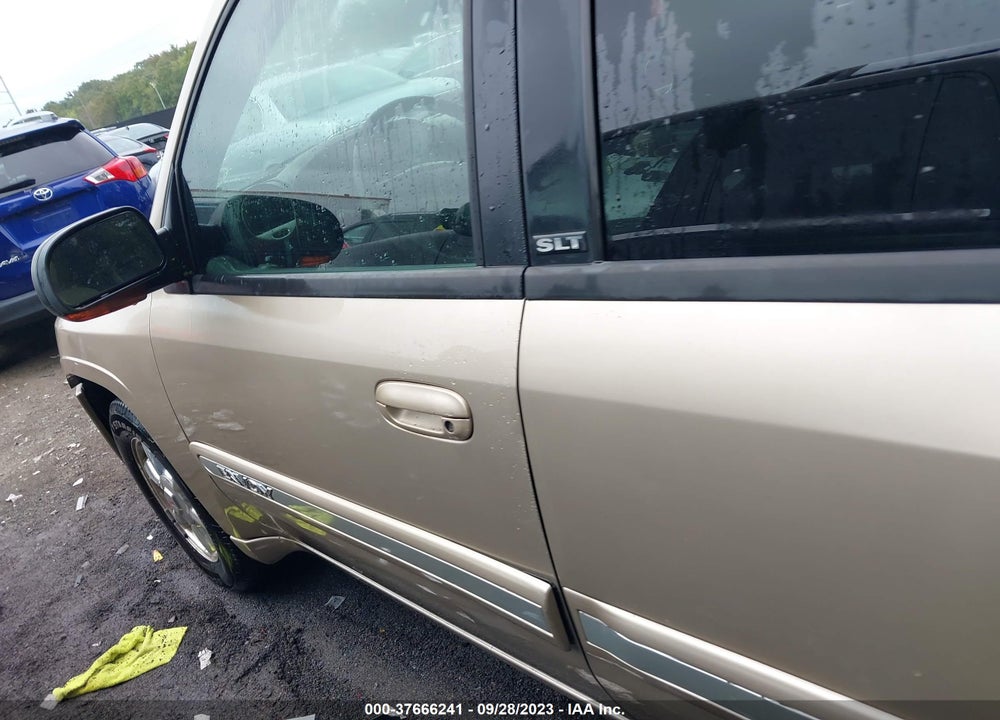 2005 GMC ENVOY SLT VIN: 1GKDT13SX52183385