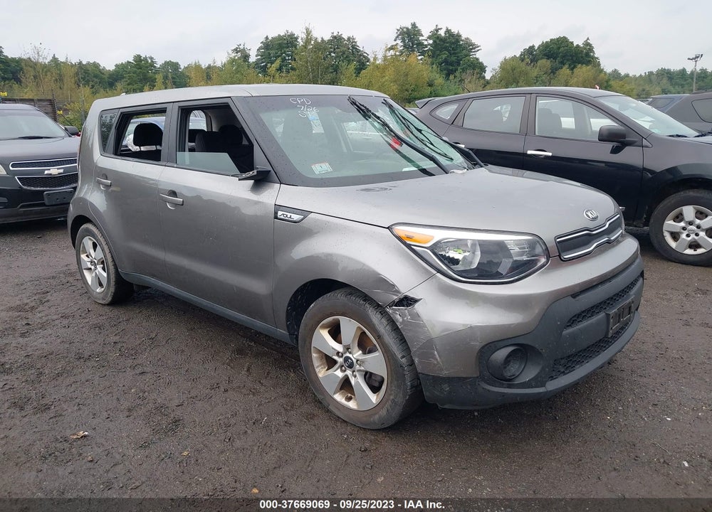 2018 KIA SOUL VIN: KNDJN2A27J7523798