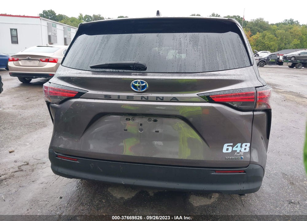 2021 TOYOTA SIENNA LE VIN: 5TDKRKEC2MS029239