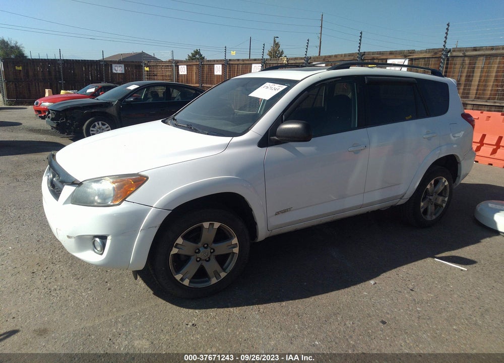 2008 TOYOTA RAV4 VIN: JTMBD33V586070947
