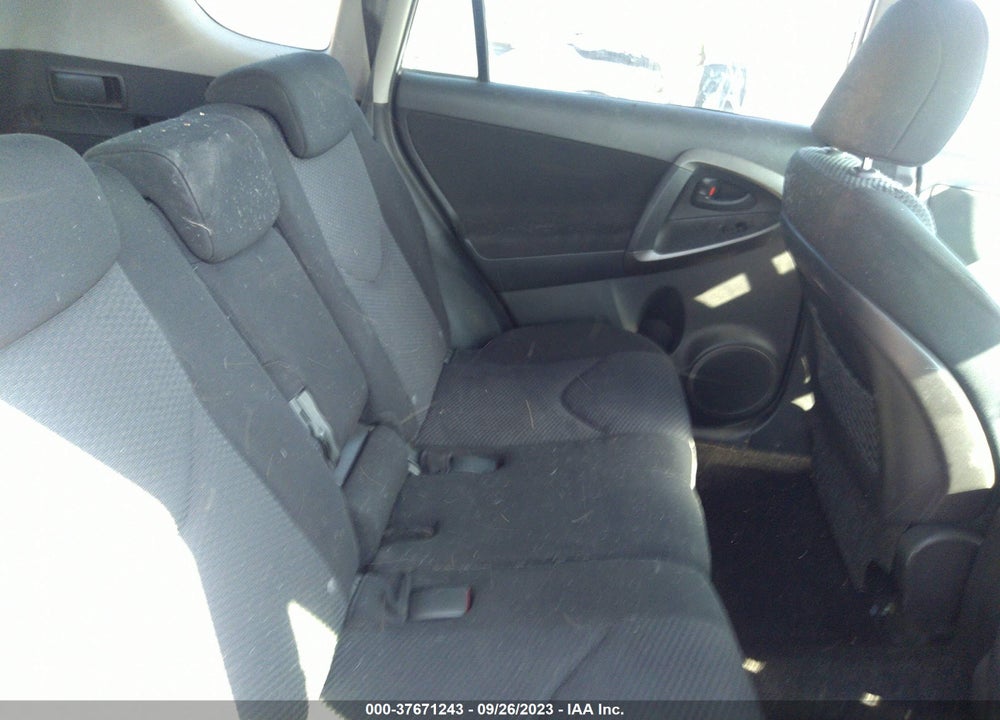 2008 TOYOTA RAV4 VIN: JTMBD33V586070947