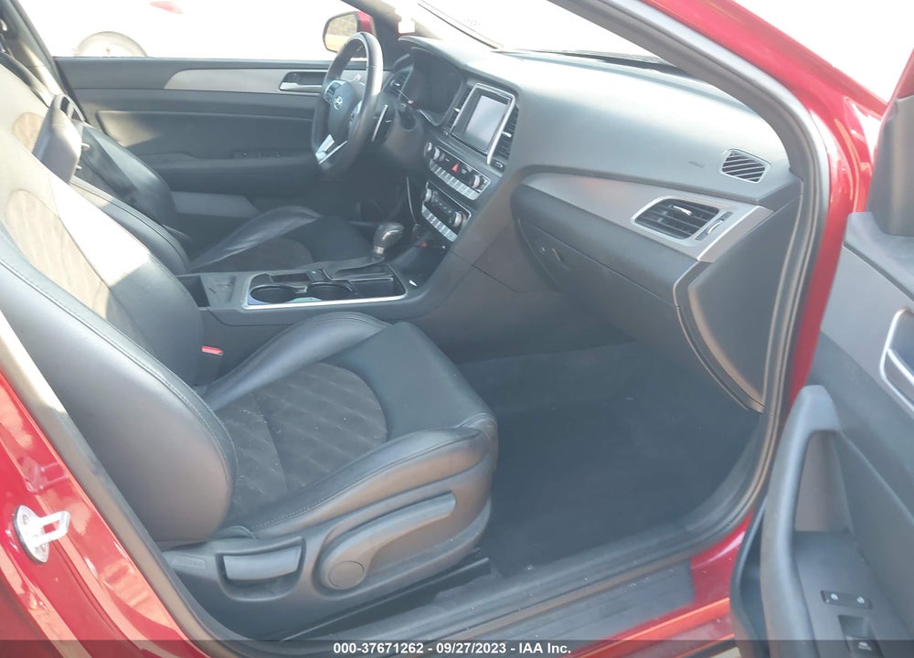2019 HYUNDAI SONATA VIN: 5NPE34AF7JH626611