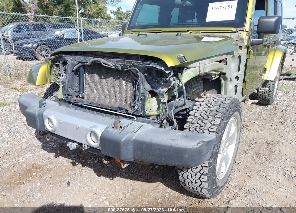 2008 JEEP WRANGLER UNLIMITED SAHARA VIN: 1J8GA59138L534889
