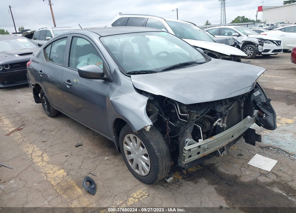 2016 NISSAN VERSA 1.6 S+ VIN: 3N1CN7AP1GL847855