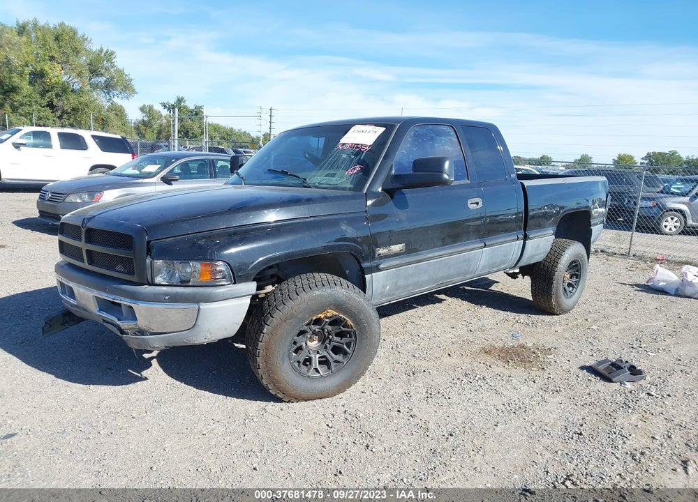 1998 DODGE RAM 2500 ST VIN: 1B7KF236XWJ198138