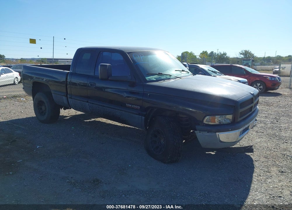 1998 DODGE RAM 2500 ST VIN: 1B7KF236XWJ198138