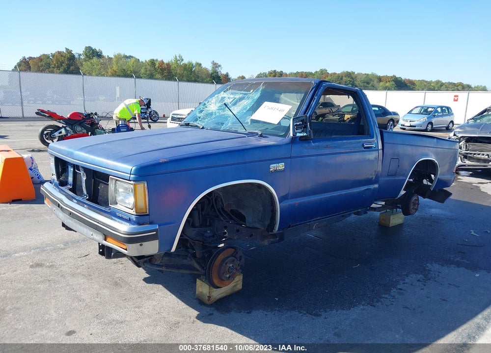 1987 CHEVROLET S TRUCK S10 VIN: 1GCCT14R1H2198901
