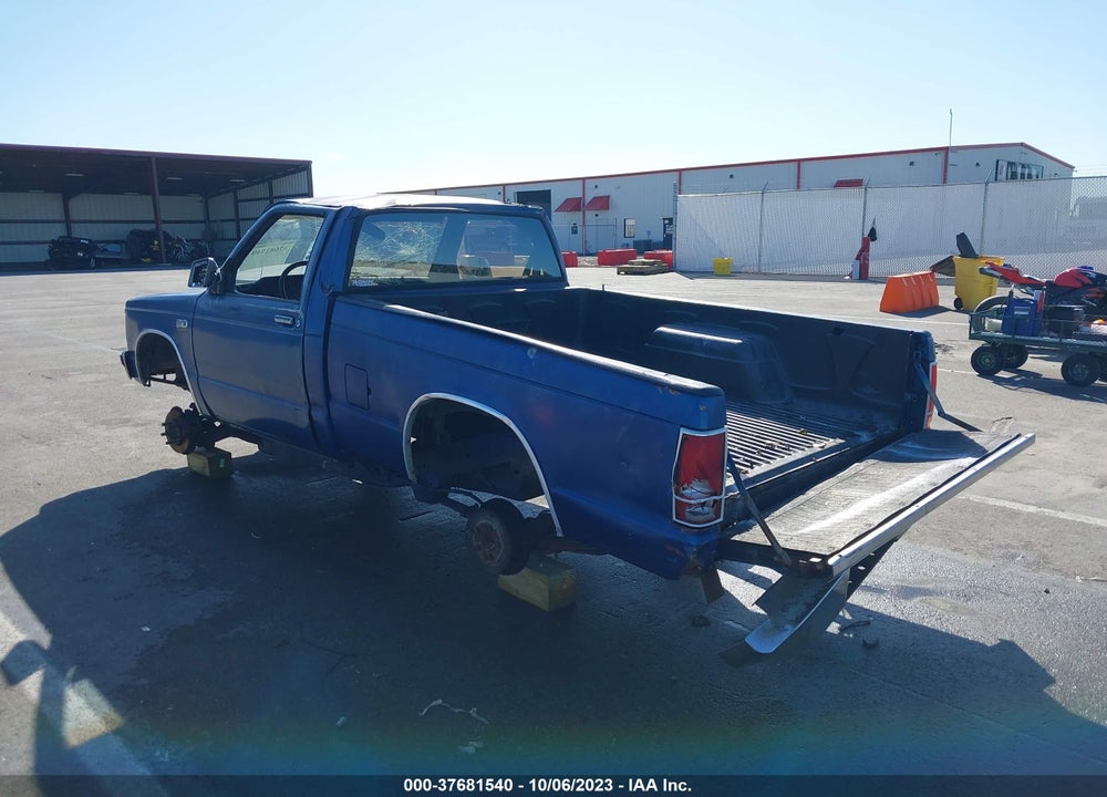 1987 CHEVROLET S TRUCK S10 VIN: 1GCCT14R1H2198901