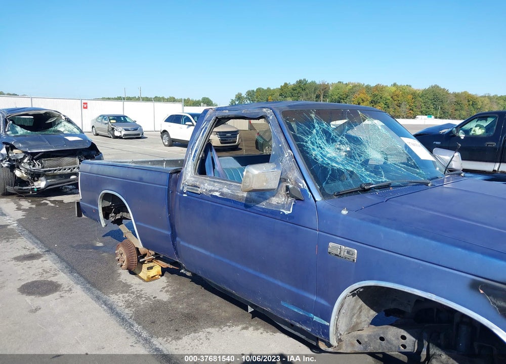 1987 CHEVROLET S TRUCK S10 VIN: 1GCCT14R1H2198901