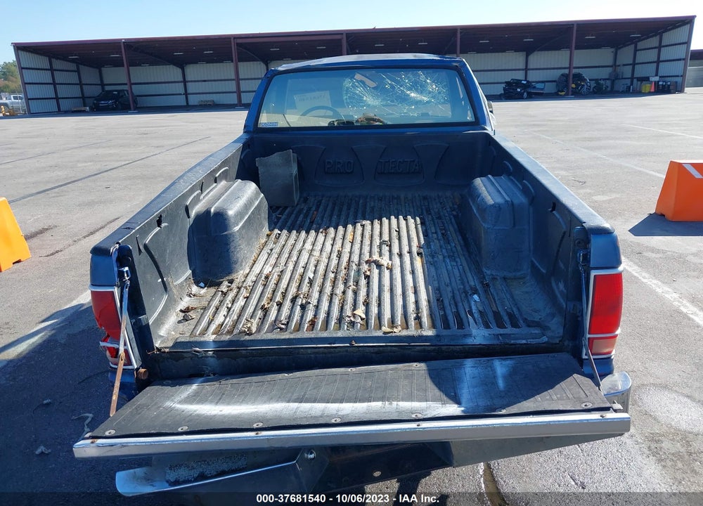 1987 CHEVROLET S TRUCK S10 VIN: 1GCCT14R1H2198901