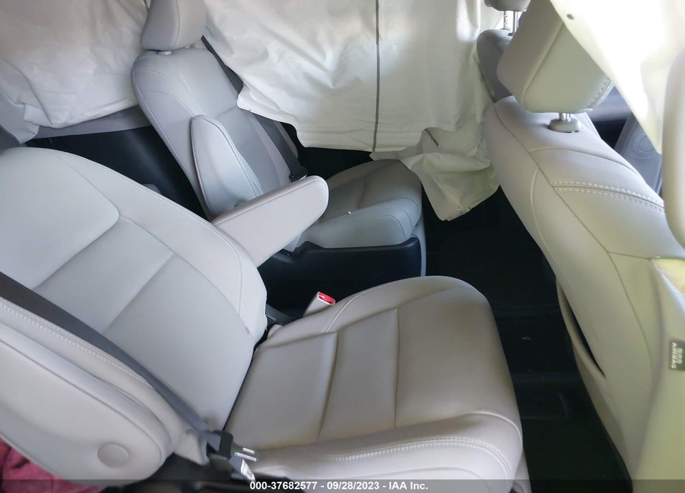2019 TOYOTA SIENNA LIMITED PREMIUM 7 PASSENGER VIN: 5TDYZ3DC7KS003430